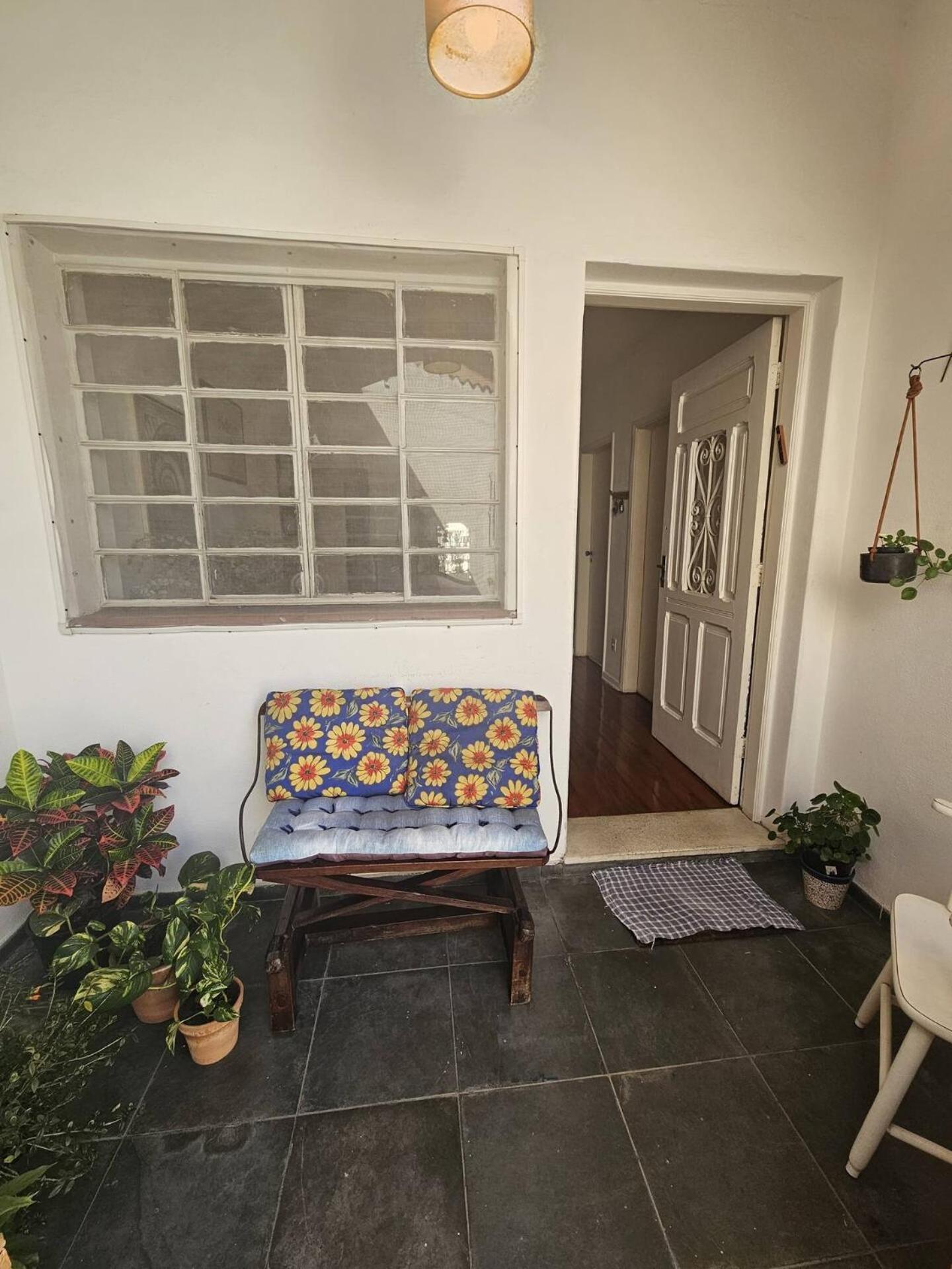 Em Casa De Em Pinheiros * São Paulo